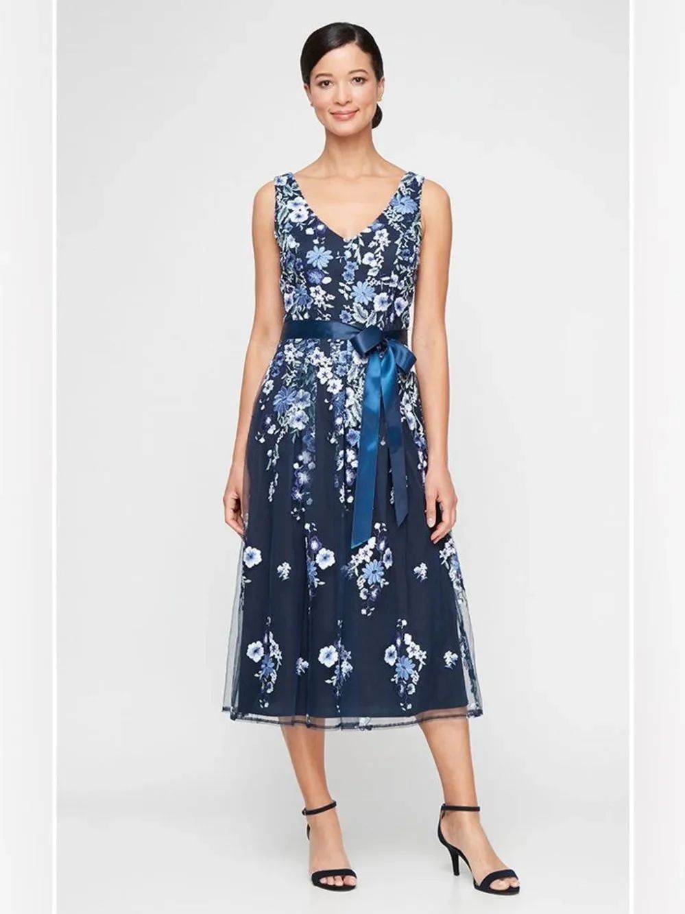 NWT Alex Evenings Blue Embroidered Plus Size Midi Dress  Size 18